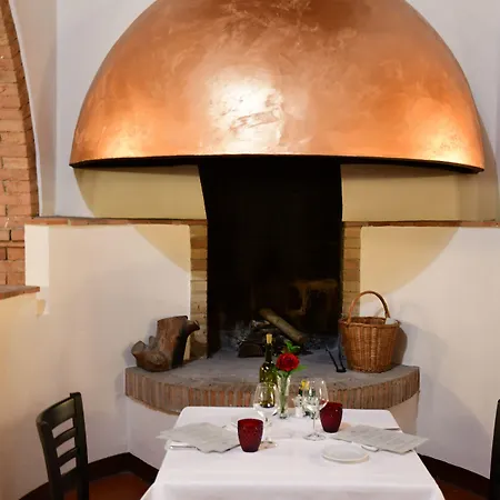 Lachiusa Tuscany מלון 3*