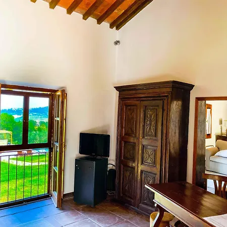 מלון Lachiusa Tuscany 3*