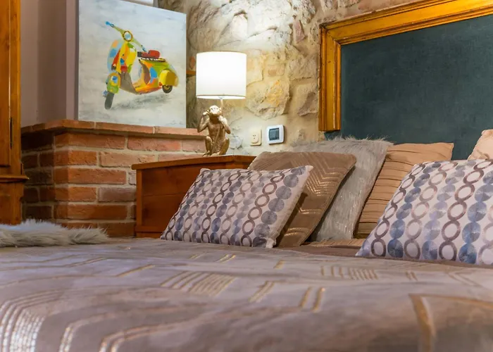 Отель Lachiusa Tuscany Montefollonico
