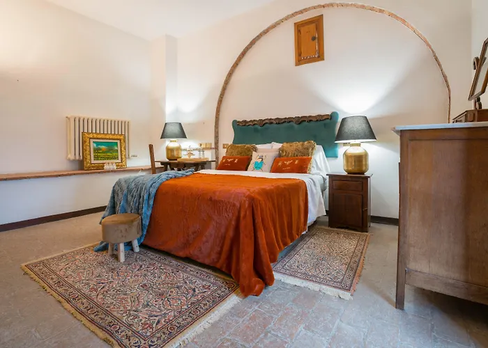 Отель Lachiusa Tuscany 3*