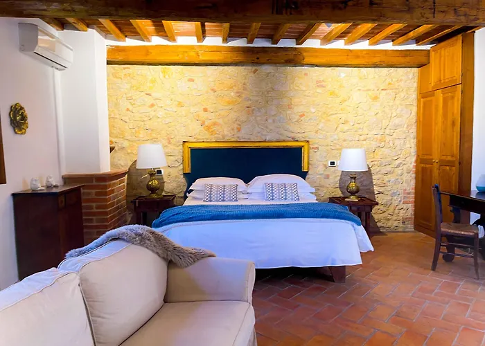 Lachiusa Tuscany Montefollonico