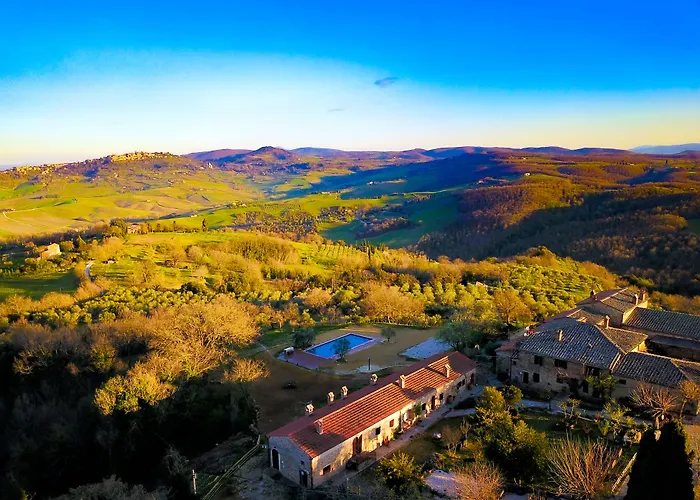 Отель Lachiusa Tuscany